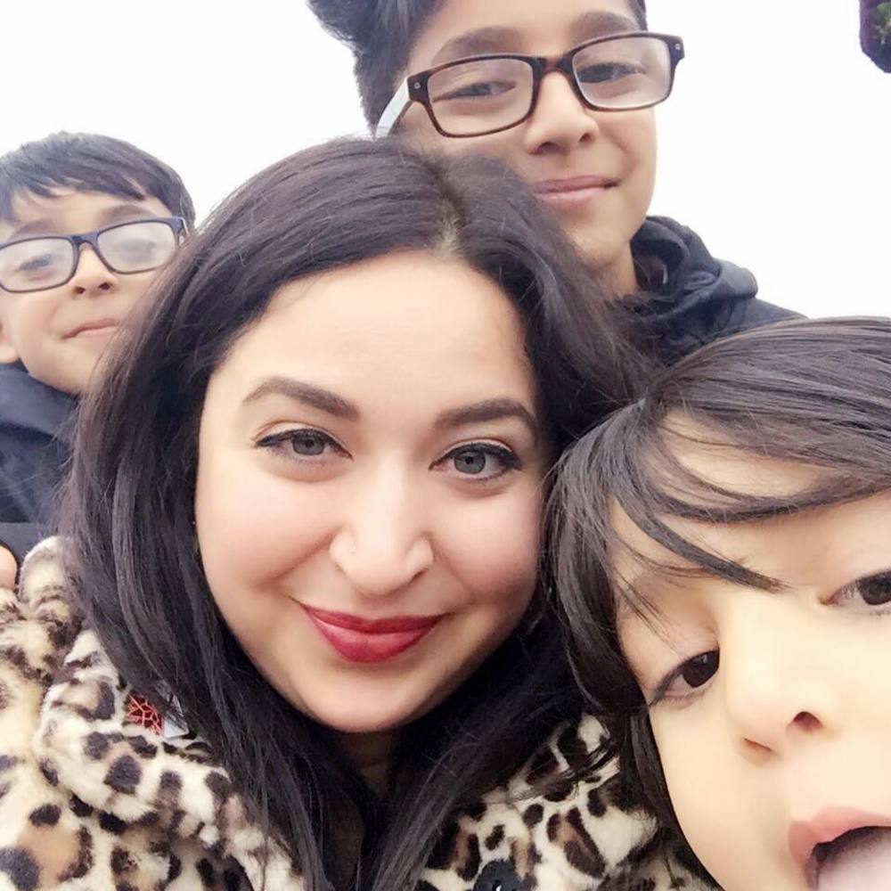 Meet your Posher, Naureen